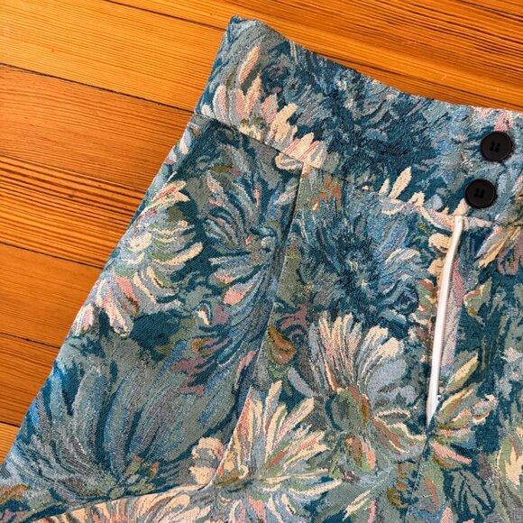 Floral Shorts - Picture 3 of 7